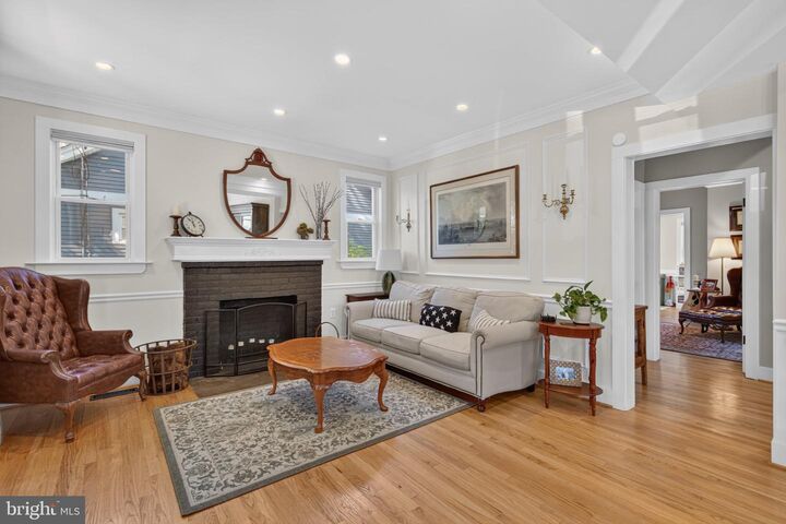 Property Photo:  1920 Kearny Street NE  DC 20018 