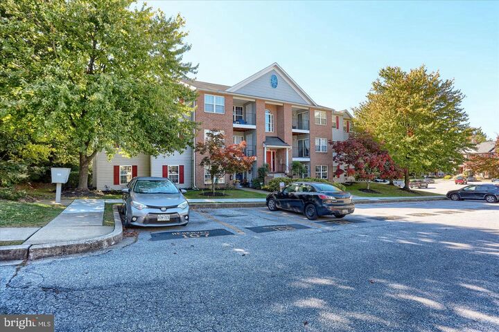 Property Photo:  3815 Sunnyfield Court 1C  MD 21074 