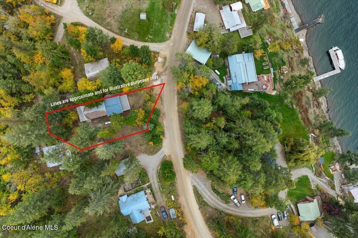 Property Photo: 304 W Garfield Bay Rd ID 83860