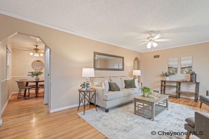 Property Photo:  2604 E 11th St  WY 82001 