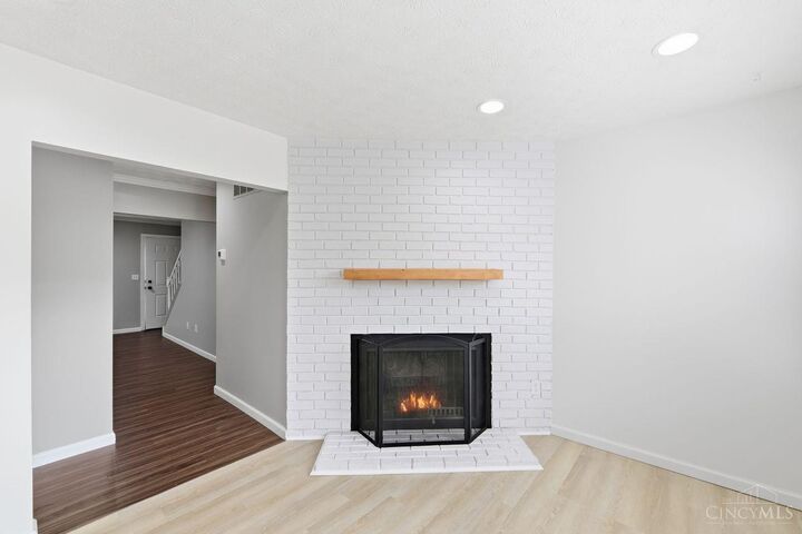 Property Photo:  124 Chapel Hill Drive  OH 45014 