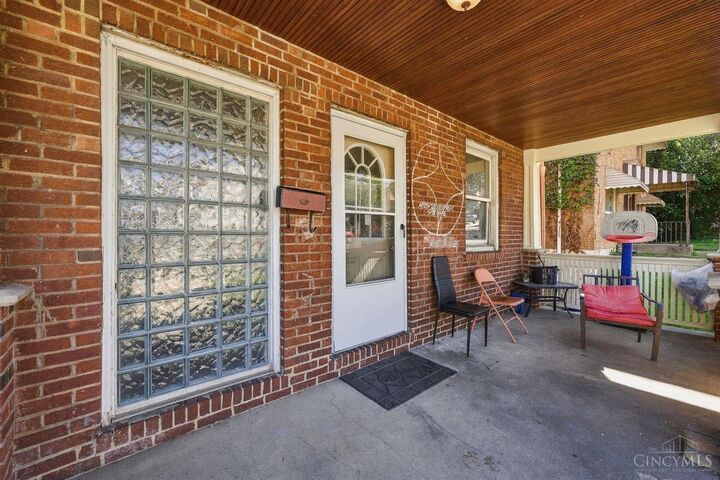 Property Photo:  1274 Beech Avenue  OH 45205 