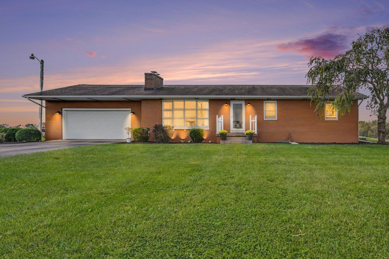 Property Photo: 3765 Bell Station Road OH 43113