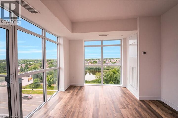 Property Photo:  470 Dundas Street East 702  ON L8B 2A6 