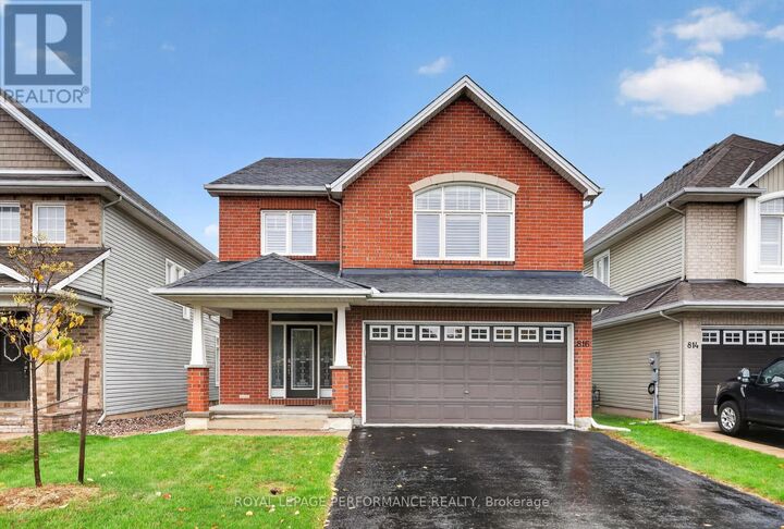 Property Photo:  816 Azure Street  ON K4A 0T7 