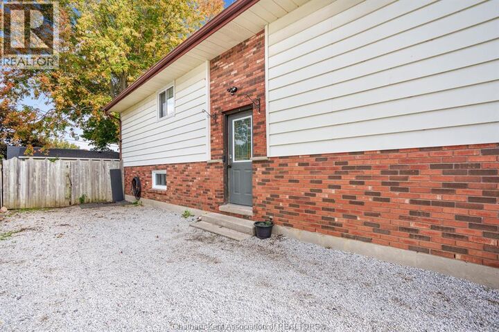 Property Photo:  109 McGeorgre Street  ON N0P 1A0 