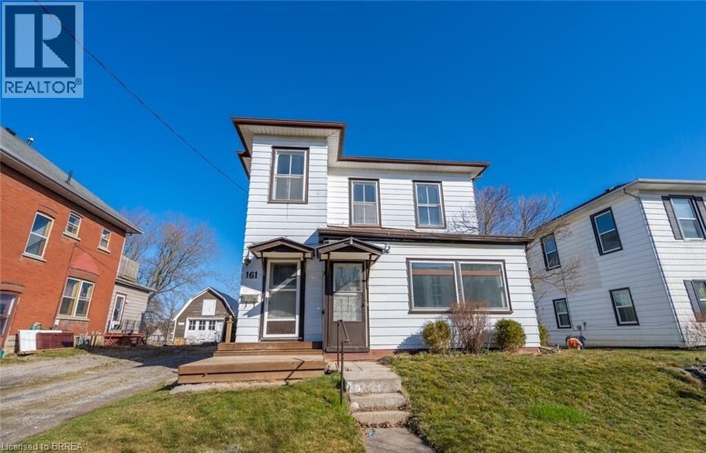 Property Photo:  161 Maple Street 2  ON N3Y 2G5 