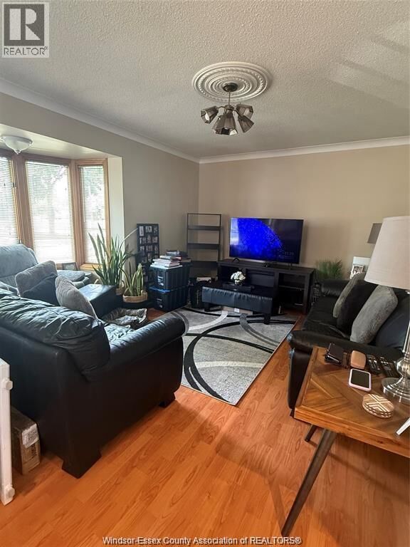 Property Photo:  1310 Askin Avenue  ON N9B 2Y1 