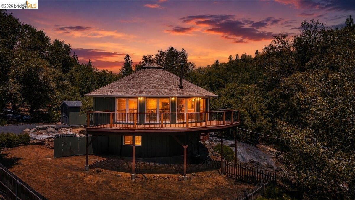 Property Photo:  21065 Crystal Falls Dr  CA 95370 