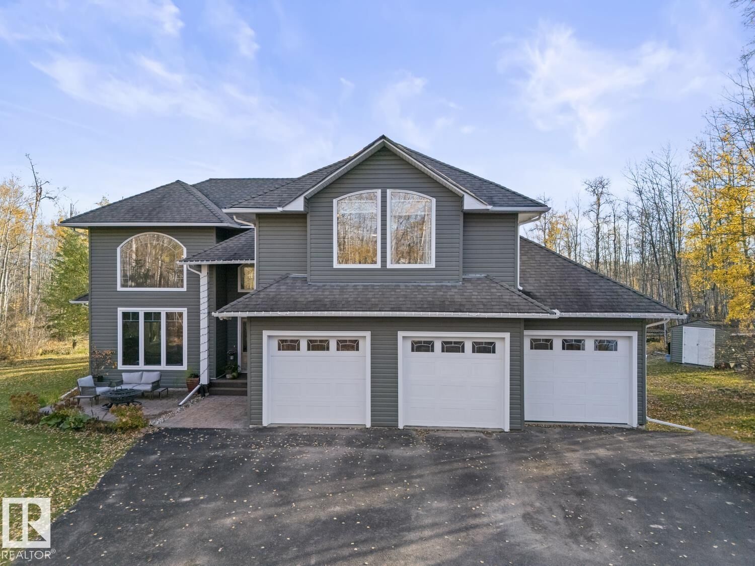 Property Photo:  63220 RR 433  AB T9M 1N1 