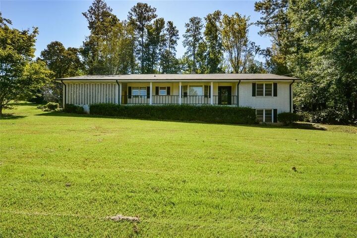 Property Photo:  3020 Laura Lane  GA 30122 