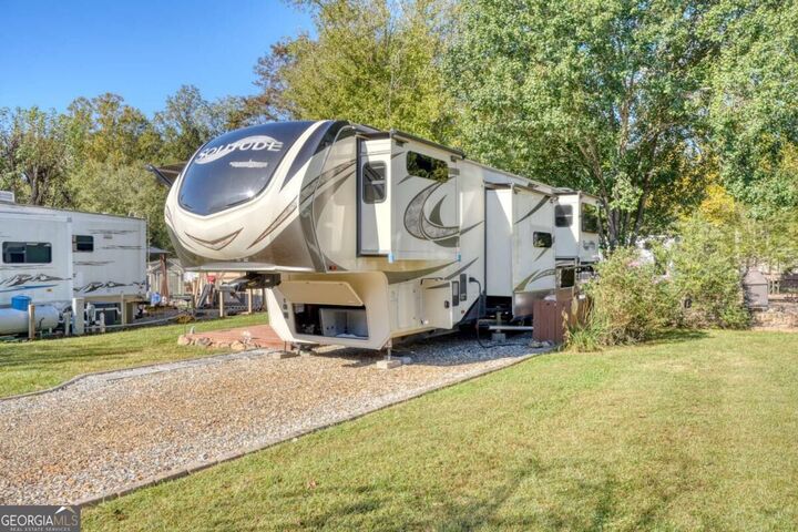 Property Photo:  49 Sunshine Street  GA 30512 