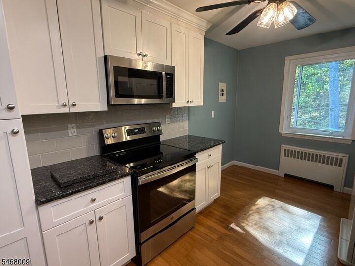 Property Photo: 64 Troy Dr B NJ 07081