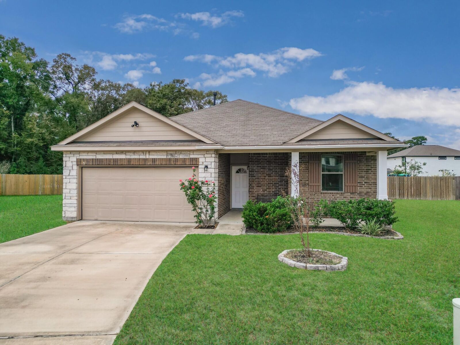 Property Photo:  11064 Patriot Court  TX 77328 