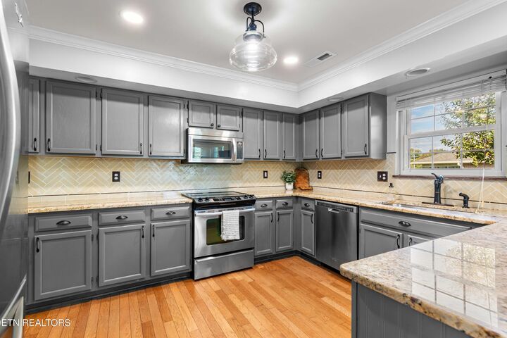 Property Photo:  7359 Shalimar Point Way  TN 37918 