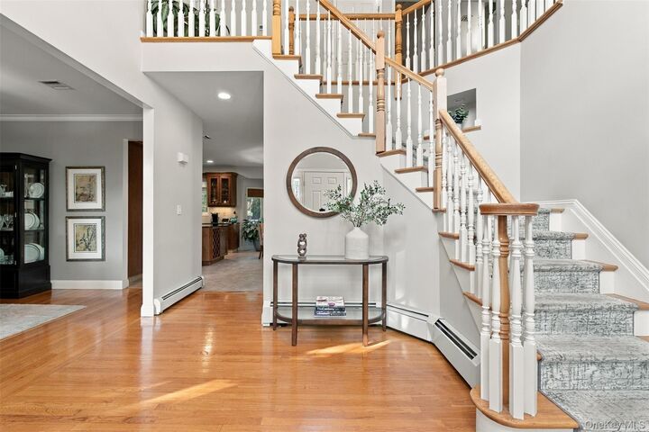 Property Photo: 6 Regis Court NY 10901