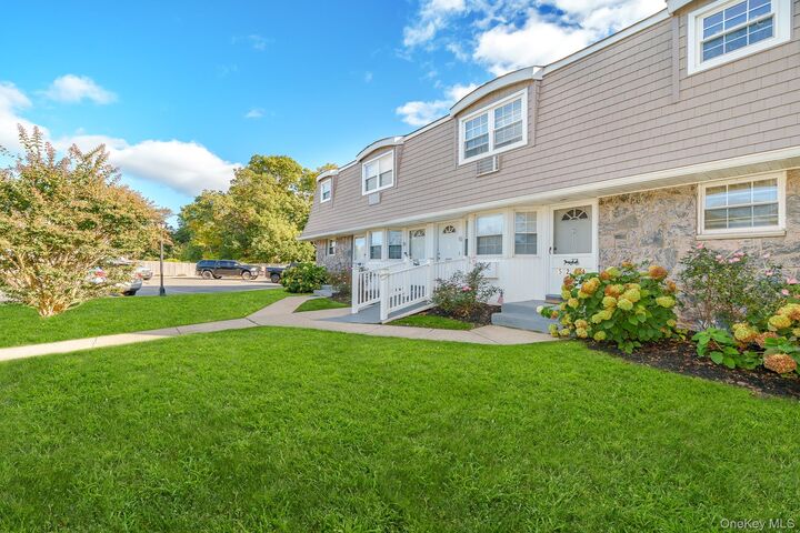 Property Photo: 5215 Wilshire Lane 5215 NY 11769