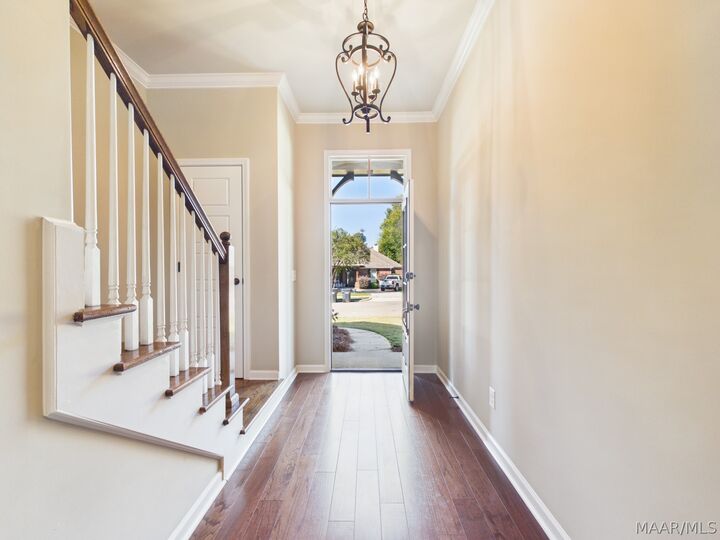 Property Photo: