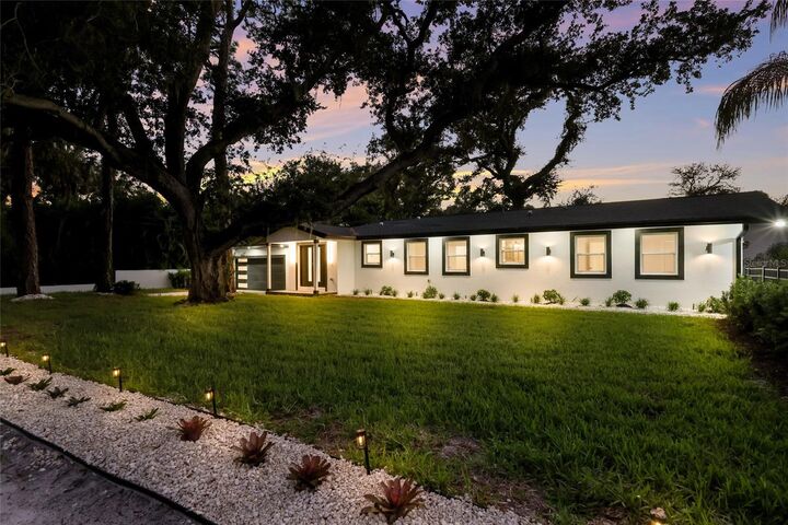 Property Photo:  780 Indian Beach Circle  FL 34234 