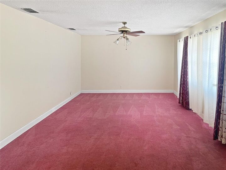 Property Photo: 321 E Gunter Street FL 33844