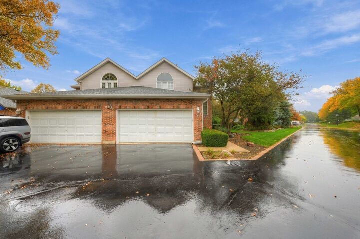 Property Photo:  11510 Algonquin Road F  IL 60142 