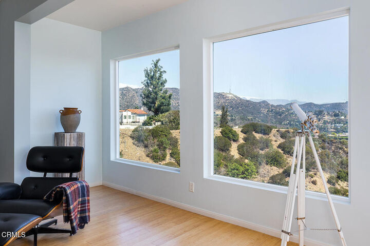 Property Photo:  6936 Pacific View Drive  CA 90068 