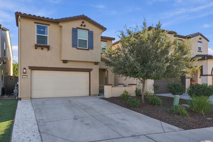 Property Photo: 121 Bywell Bridge Circle CA 95823