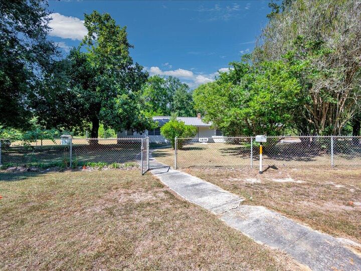 Property Photo:  1614 Hwy 87 S  TX 75966 