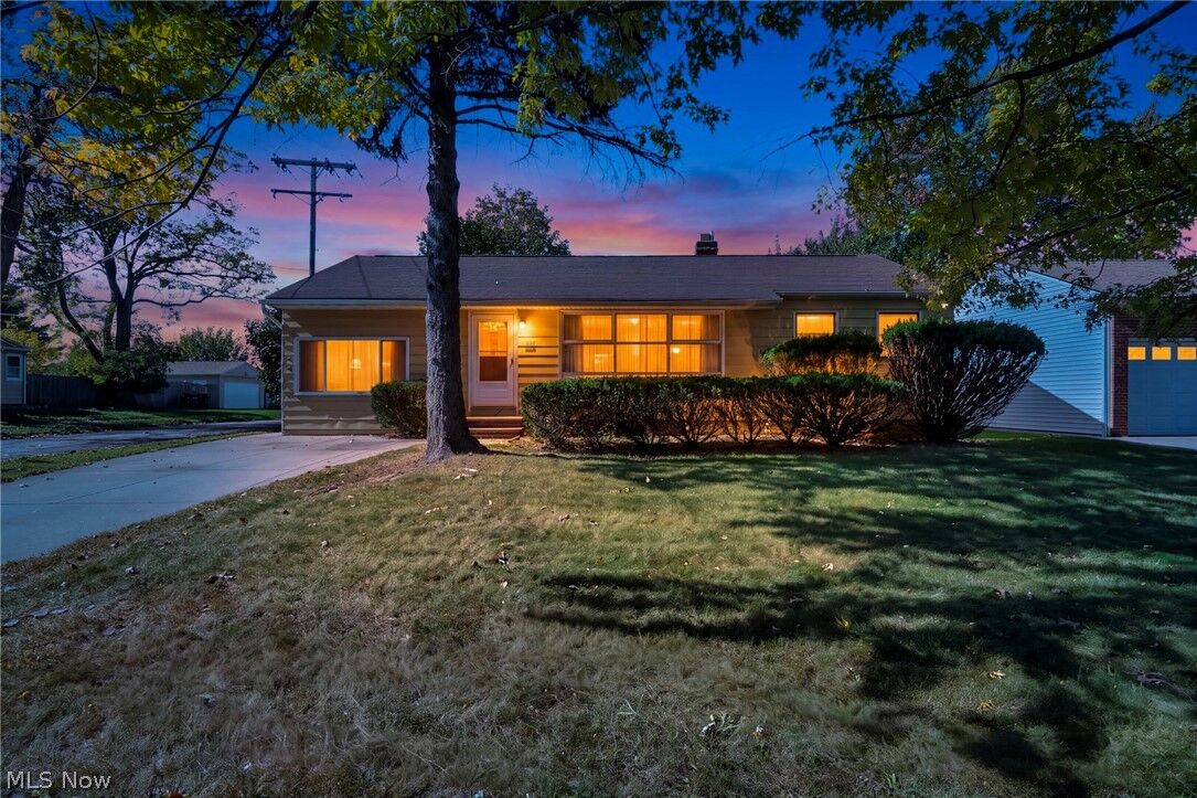 Property Photo:  5452 Hauserman Road  OH 44130 
