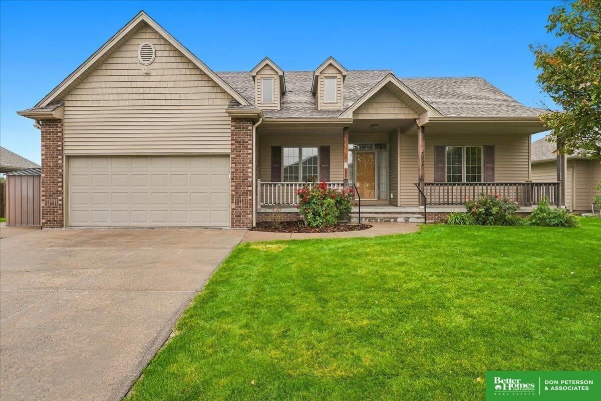 Property Photo:  3024 Peterson Avenue  NE 68025 
