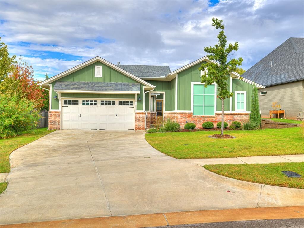 Property Photo:  4301 NE 125th Court  OK 73013 