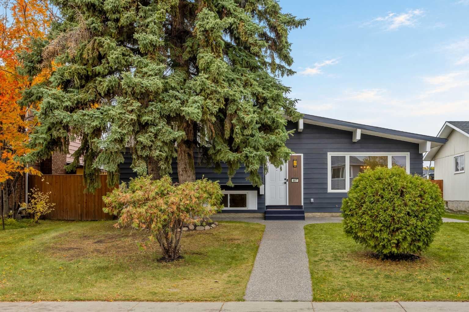 Property Photo:  467 Queen Charlotte Road SE  AB T2J 5H8 