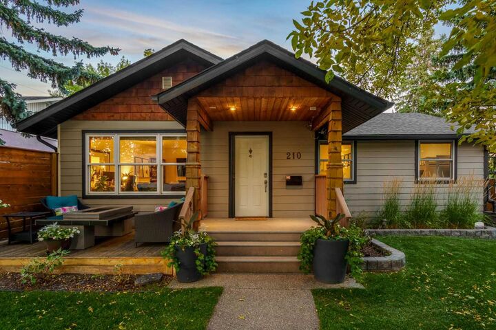 Property Photo:  210 Windermere Road SW  AB T3C 3K8 