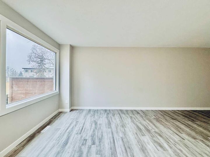 Property Photo:  2211 19 Street NE 221  AB T2E 4Y5 
