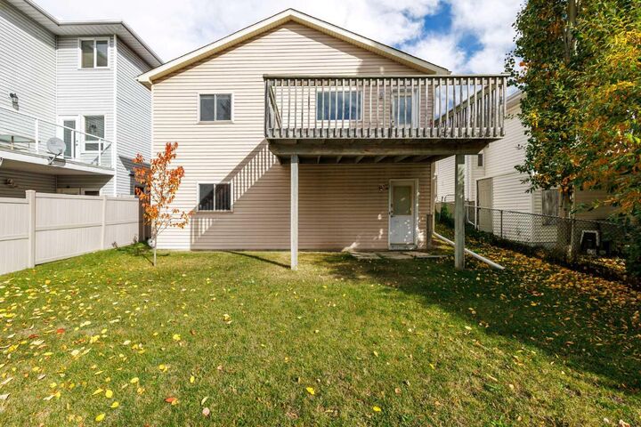 Property Photo:  119 Hawkmount Close NW  AB T3G 3Z5 