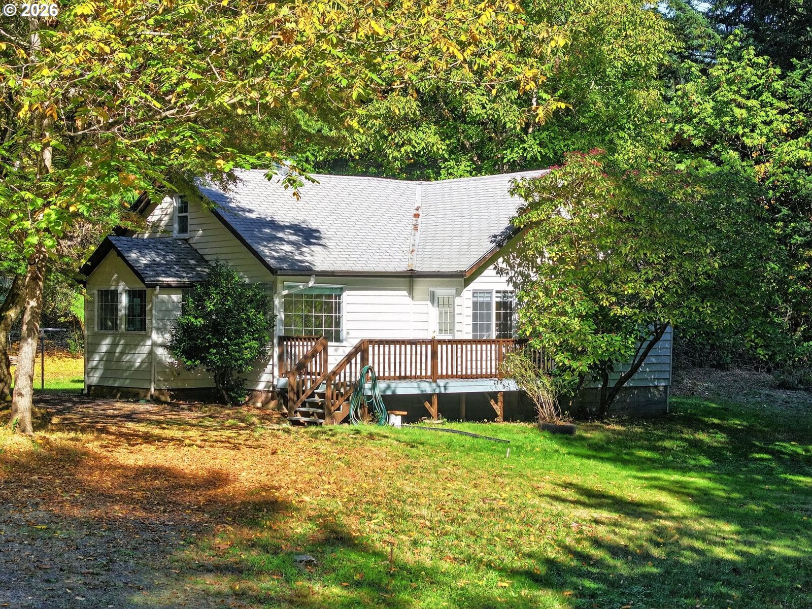 Property Photo:  231 Butler Loop Rd  WA 98648 