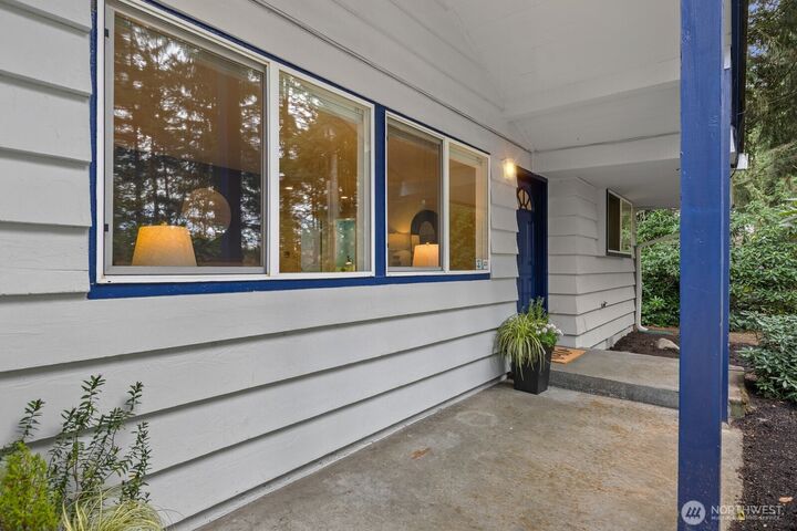 Property Photo: 19112 3rd Avenue NE WA 98155
