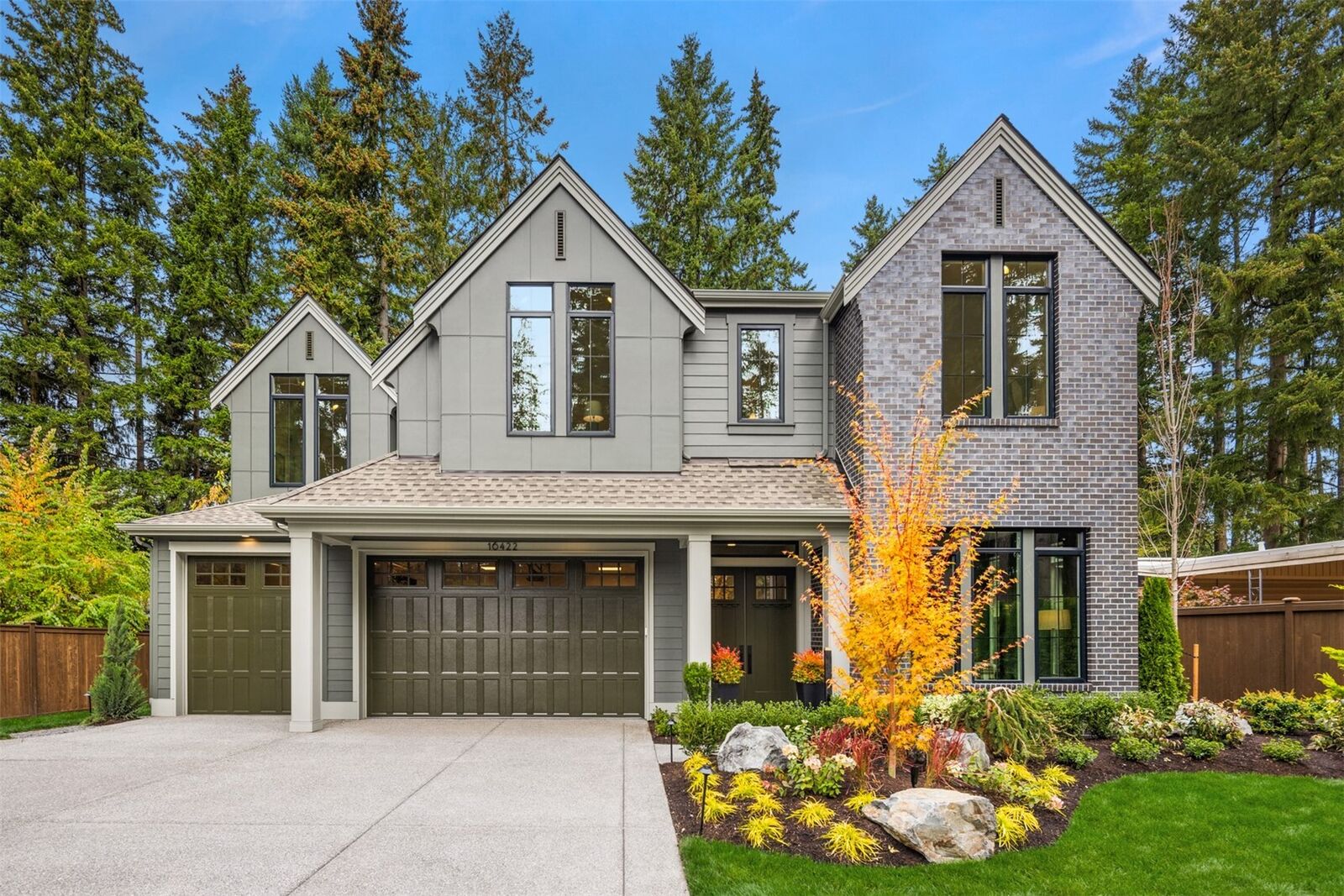 Property Photo:  16422 NE 29th Street  WA 98008 