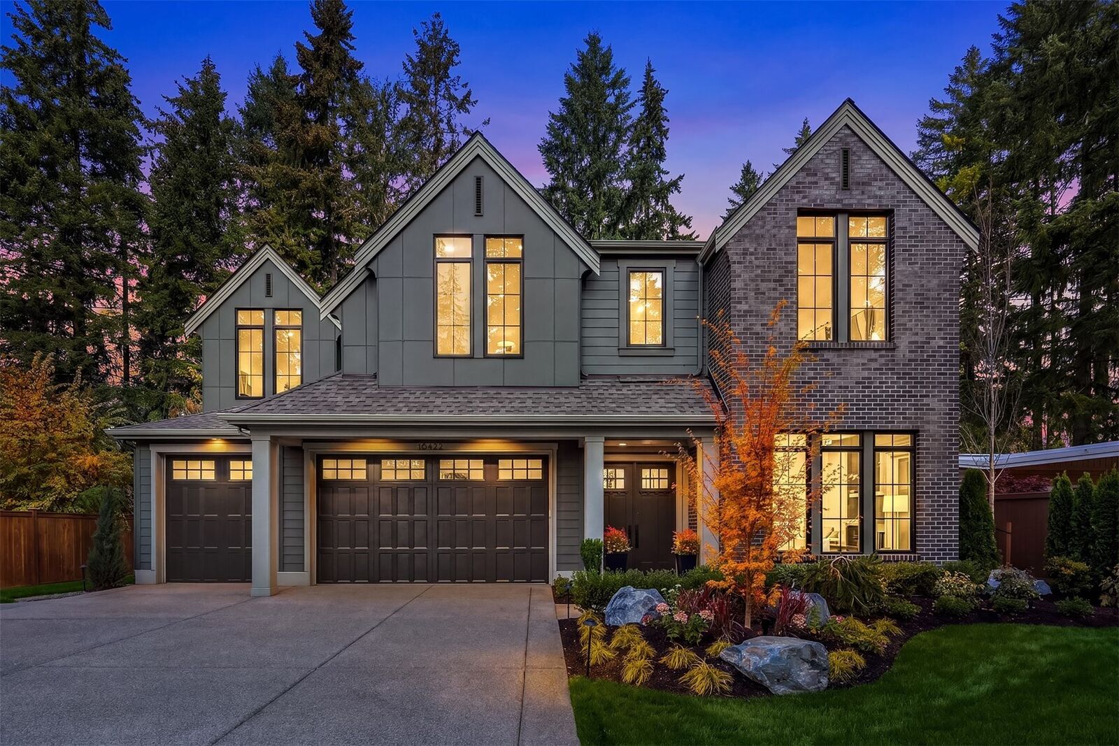 Property Photo:  16422 NE 29th Street  WA 98008 