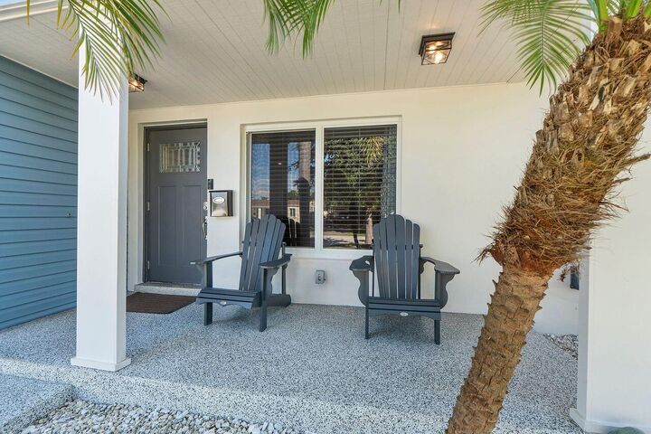 Property Photo:  5400 NE 4th Terrace  FL 33334 
