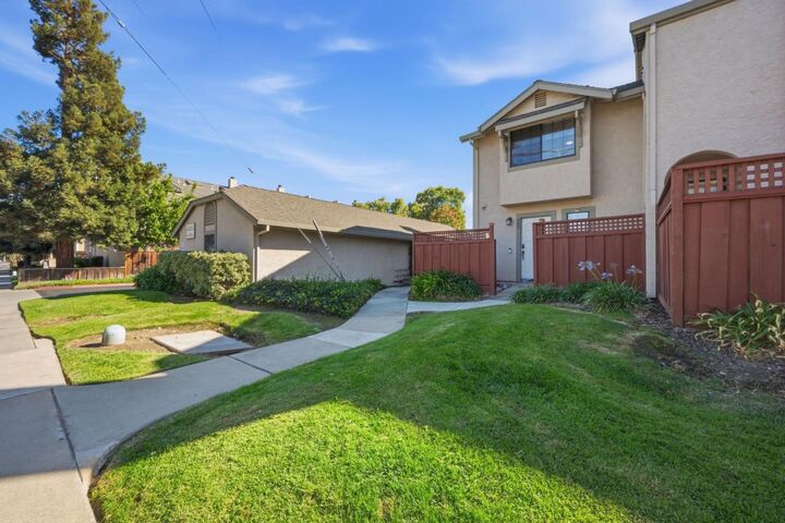 Property Photo:  300 West Sunnyoaks Avenue  CA 95008 