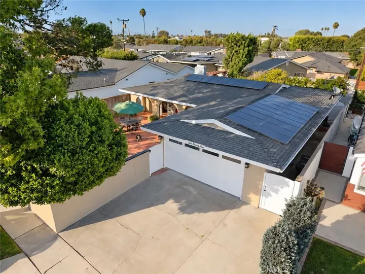 Property Photo:  474 Ogle Street  CA 92627 