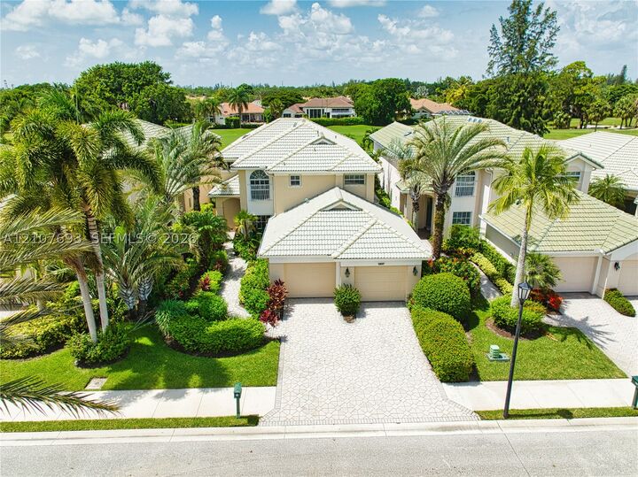 Property Photo: 1207 General Pointe Trce FL 33418