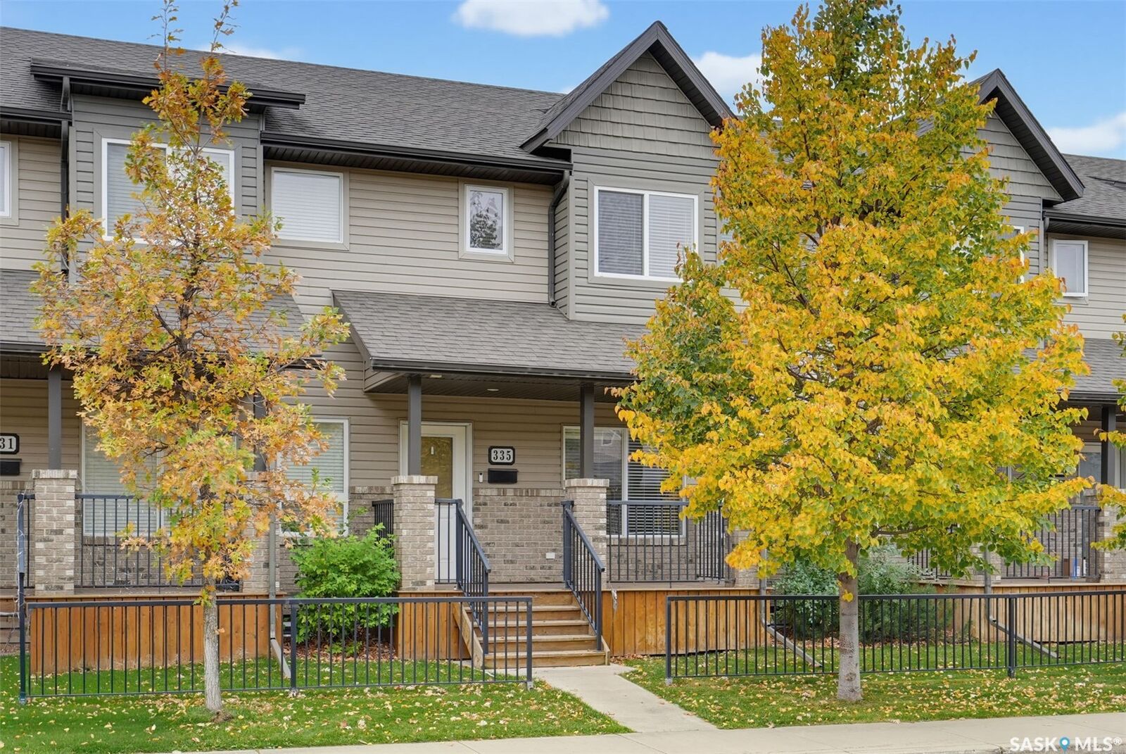 Property Photo:  335 Willowgrove Lane  SK S7K 1N3 