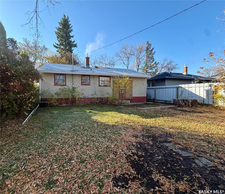 Property Photo:  630 Aberdeen Crescent  SK S4T 6A9 