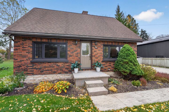 Property Photo:  22 Cruickshank Street  ON N0H 2K0 