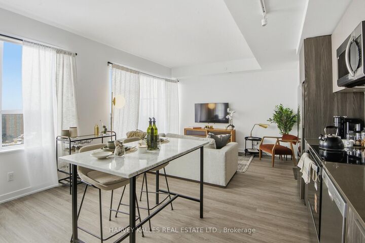 Property Photo:  100 Eastdale Avenue 2603  ON M4C 5A1 