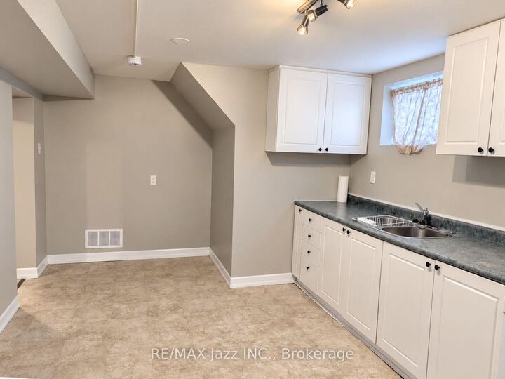 Property Photo:  661 Taylor Avenue Bsmt  ON L1H 2E9 