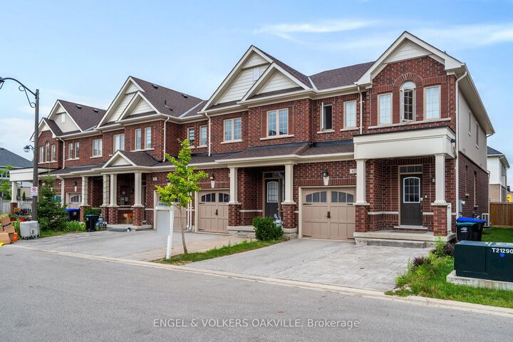 Property Photo:  44 Clifford Crescent  ON L0G 1W0 