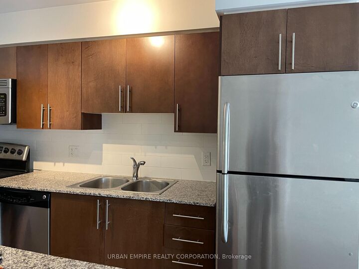 Property Photo:  2191 Yonge Street 1201  ON M4S 3H8 